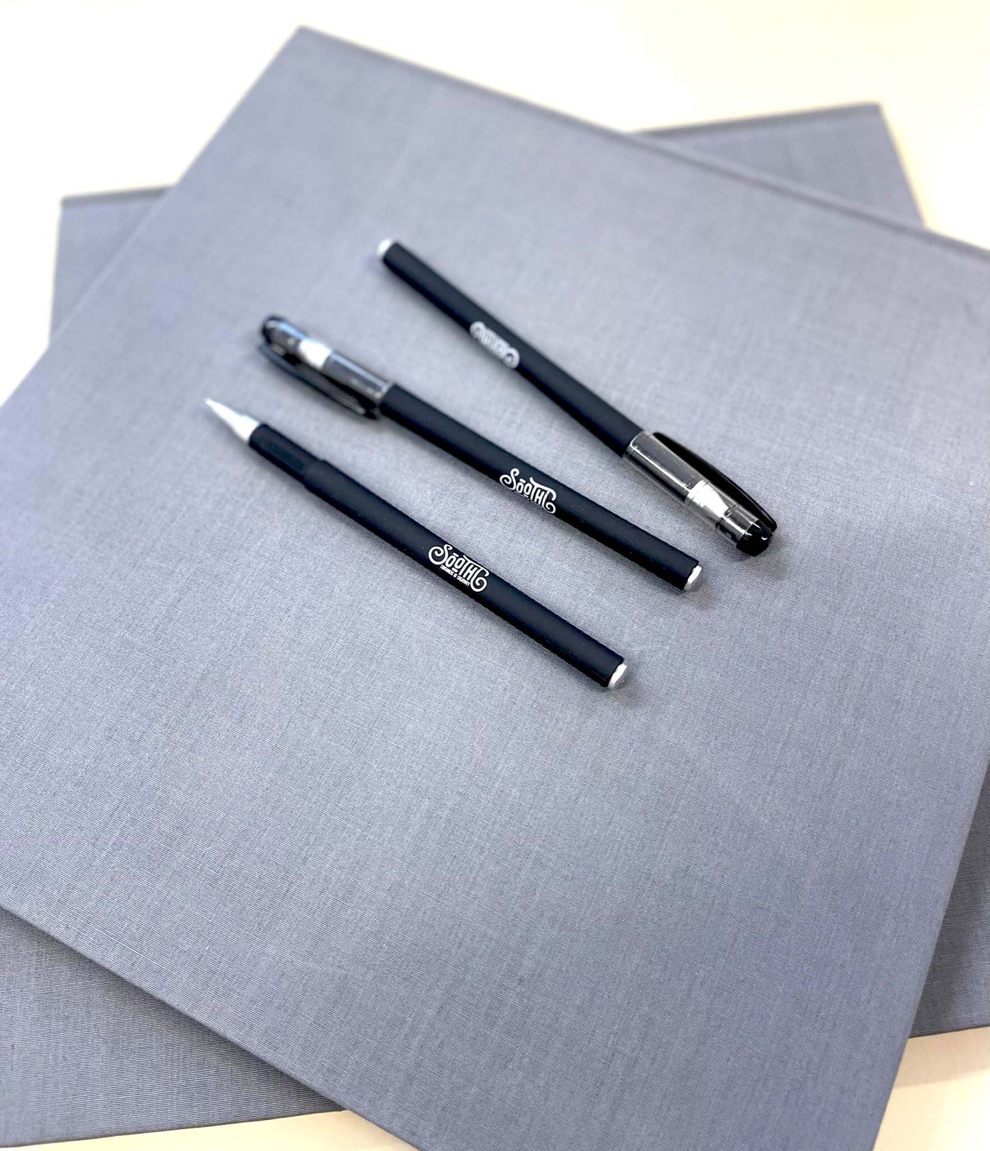 Soothi Paper Companion Pen - Basic Gel Pen for Smooth Writing