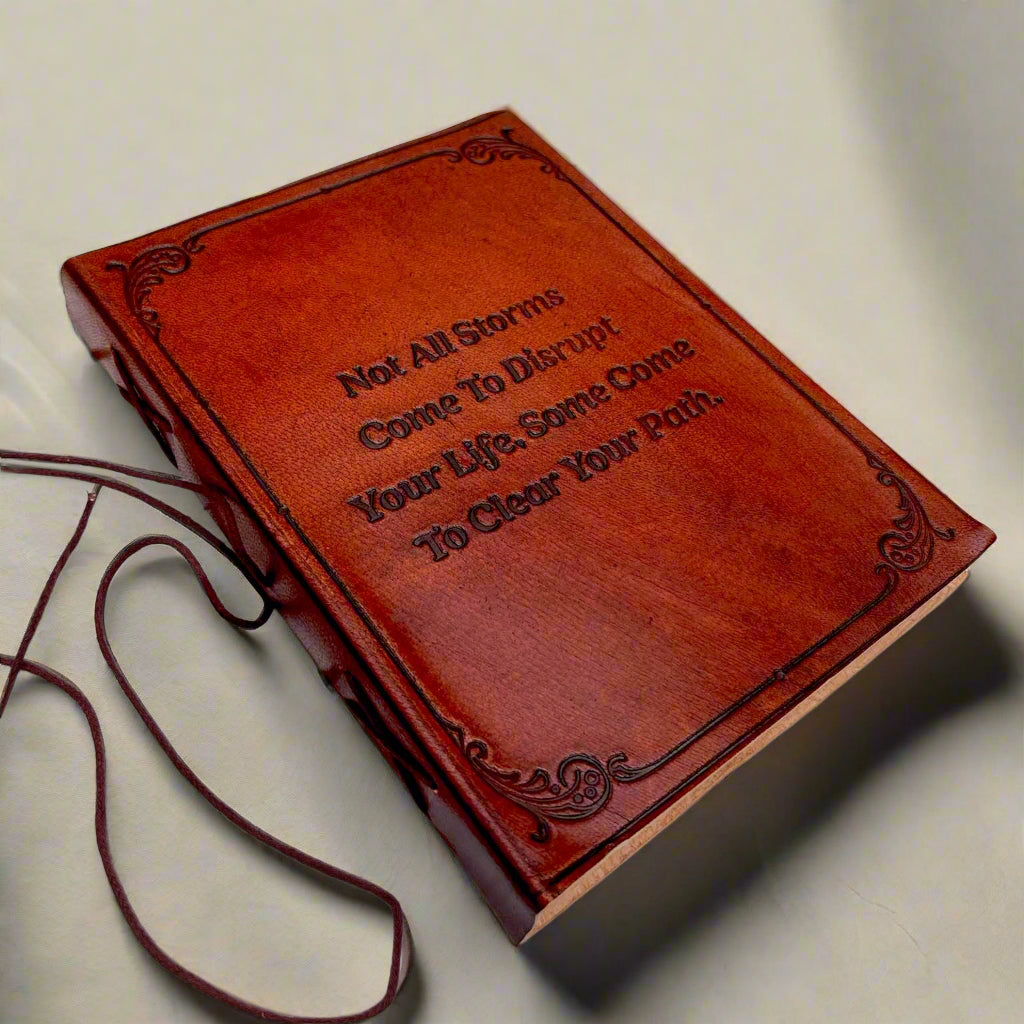 Soothi sustainable leather notebook with embossed motivational quote – ideal gift for writers and dreamers