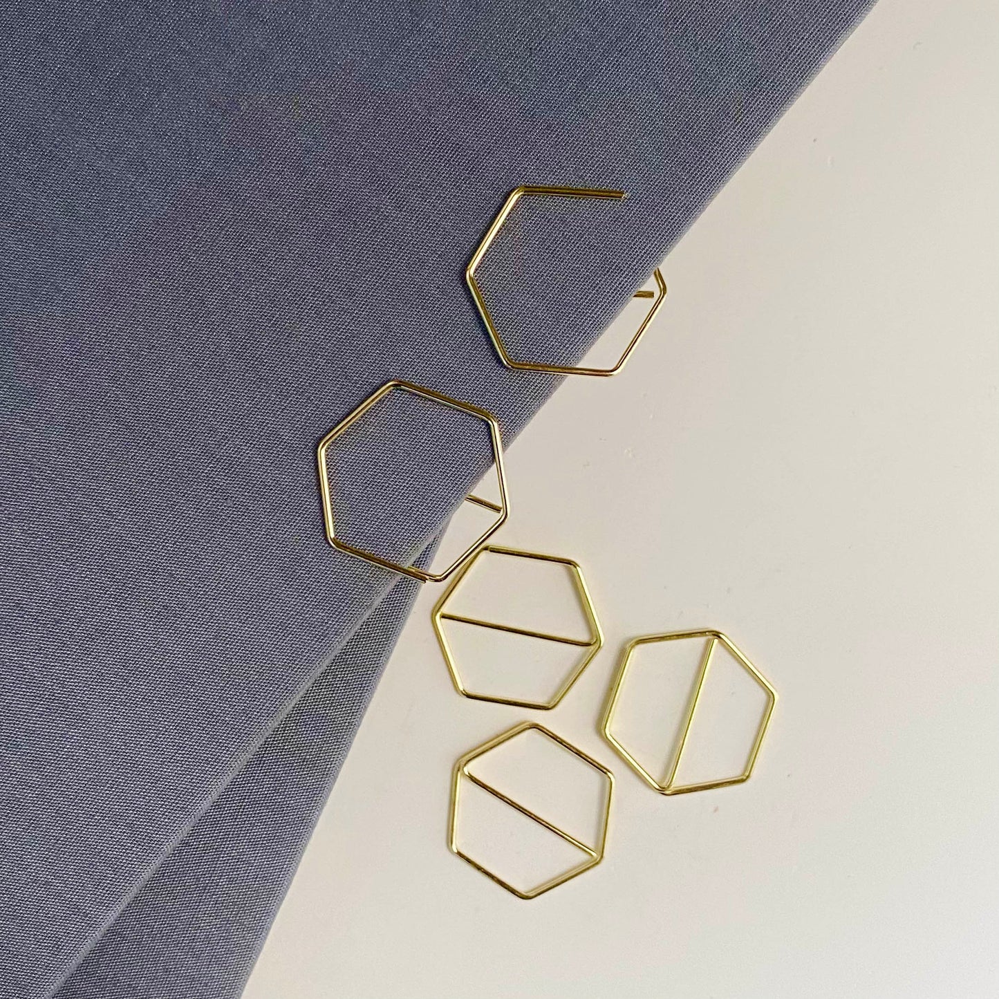 Stylish Gold Paper Clips - Unique Geometric & Decorative Designs (20 PCS)