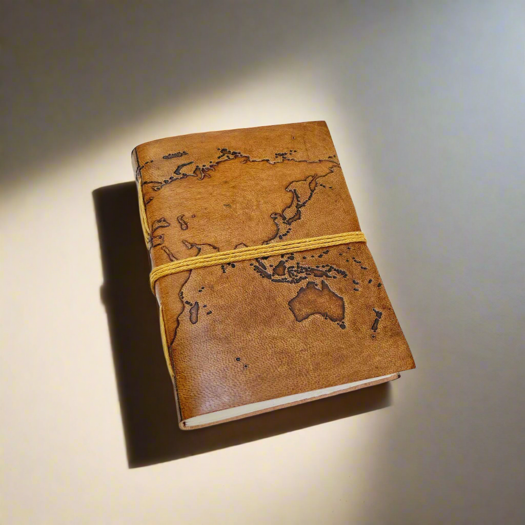 Vintage-style world map leather journal – ideal gift for travelers, writers, and geography lovers