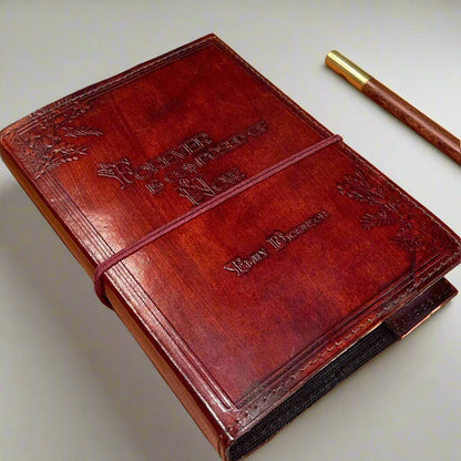 Quote-embossed leather diary – sustainable and thoughtful gift for writers, artists, and seekers of clarity